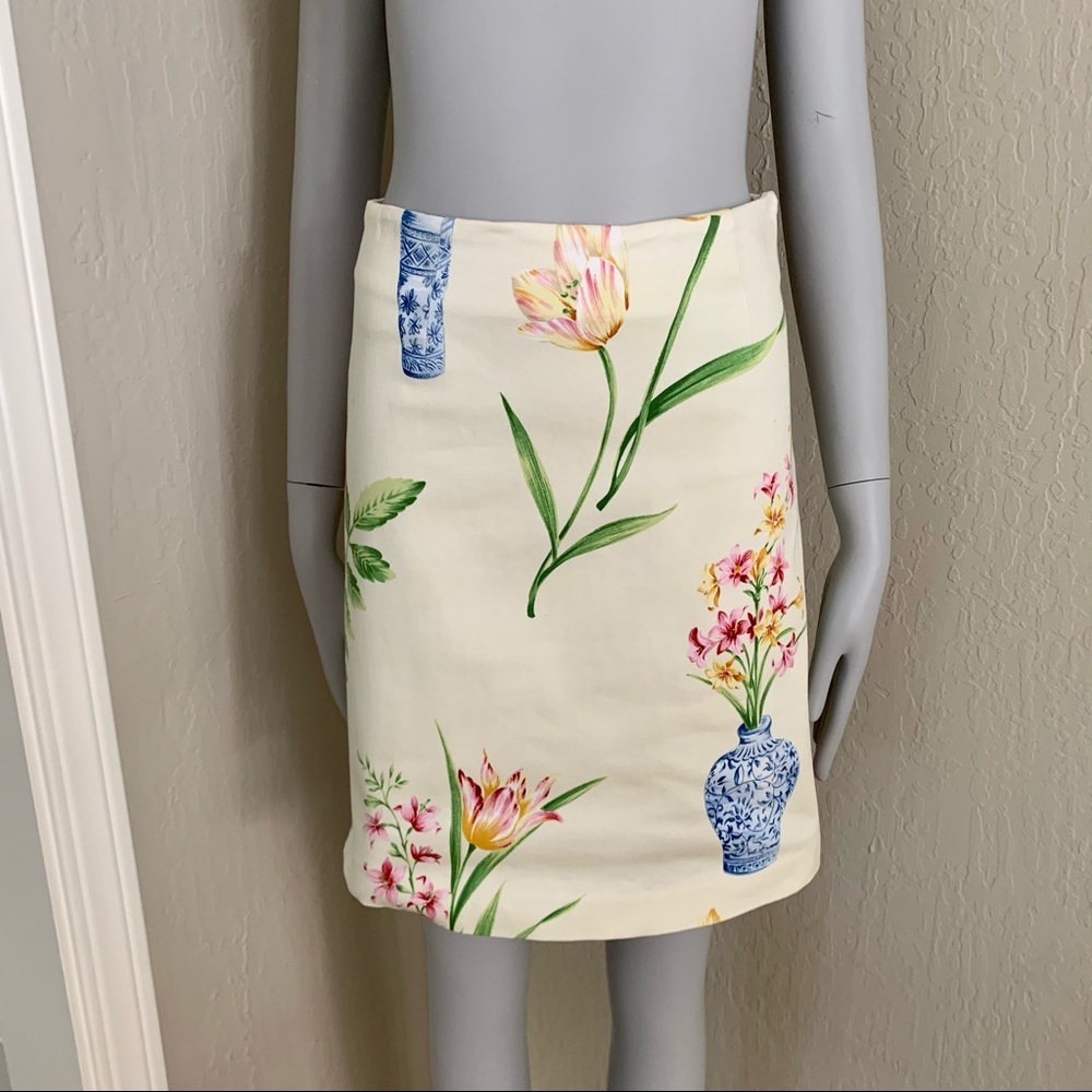 YUKA RESORT Floral Blue Vase Cotton Pencil Skirt - Picture 13 of 13